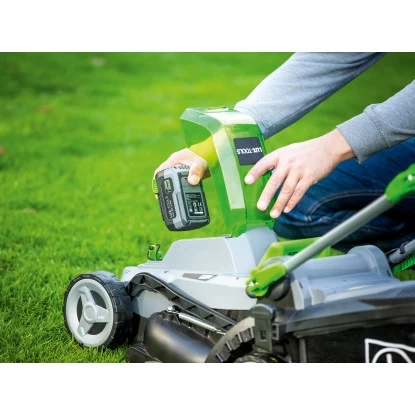 LUX 20V Akku-Rasenmäher 1 PowerSystem A-RM-1x 20/4/33 Set 1x 20V Akku 7 LUX 20V Akku-Rasenmäher 1 PowerSystem A-RM-1x 20/4/33 Set 1x 20V Akku – Bild 7