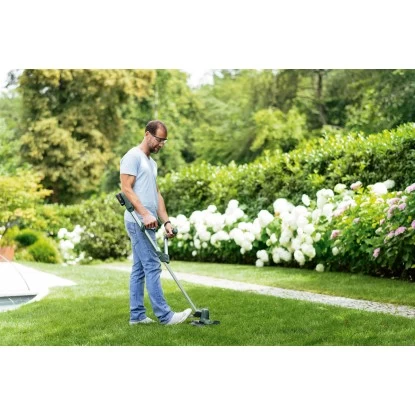 Bosch Akku-Trimmer UniversalGrassCut 18-26 Inkl. Akku 4 Bosch Akku-Trimmer UniversalGrassCut 18-26 Inkl. Akku – Bild 4