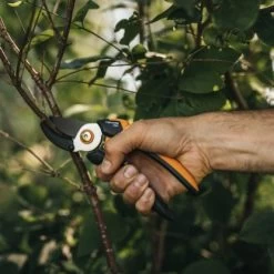 Fiskars Amboss-Gartenschere L Solid P361 -GartenOase Wohnaccessoires 6411501111128 4905 A 01