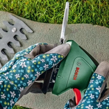 Bosch Akku-Gras- Und Strauchschere EasyShear 6 Bosch Akku-Gras- Und Strauchschere EasyShear – Bild 6