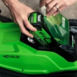 Greenworks Akku-Rasenmäher G40LM41K4 KIT 40V -GartenOase Wohnaccessoires 6952909025865 2705 A 12