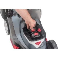 Al-Ko Akku-Rasenmäher 3.82 Li Easy Inkl. Zwei 18 V Akkus Kompatibel Mit Bosch 20 Al-Ko Akku-Rasenmäher 3.82 Li Easy Inkl. Zwei 18 V Akkus Kompatibel Mit Bosch -GartenOase Wohnaccessoires 825211 3039 10