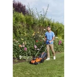 Black & Decker Black+Decker Akku-Rasenmäher 36 V/2x 2,5 Ah 38 Cm BCMW3336L2 -GartenOase Wohnaccessoires 838013 2012 838013 A186