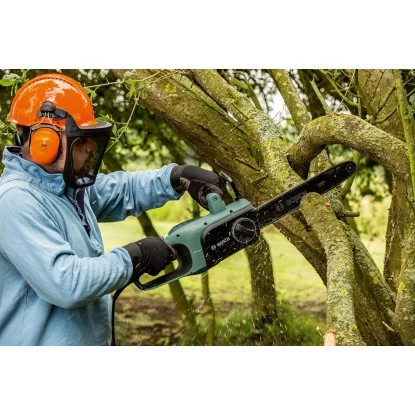 Bosch Elektro-Kettensäge UniversalChain 35 5 Bosch Elektro-Kettensäge UniversalChain 35 – Bild 5