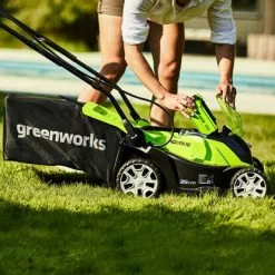 Greenworks Akku-Rasenmäher-Set G40LM35K2 KIT 40V -GartenOase Wohnaccessoires obi 132